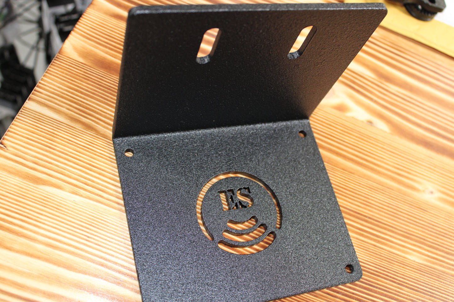 Elite Sonar Hydraulic Pump Bracket