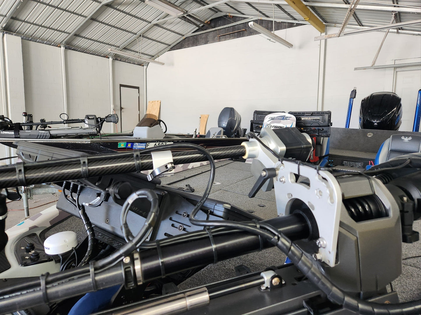 Live Foot™ - Patented Motor Control System for Sonar Transducers by Blitz Lures