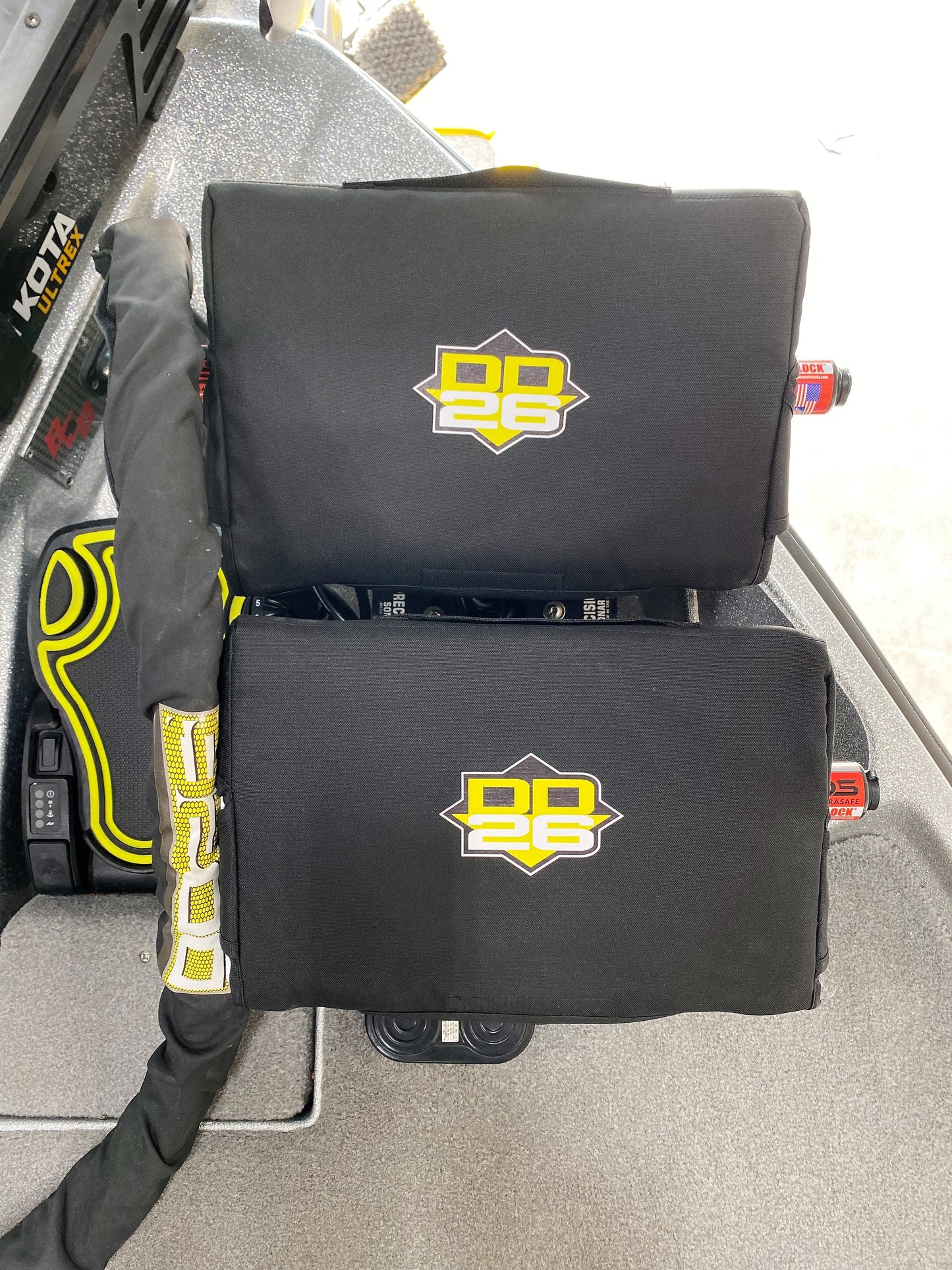 Garmin Graph Cover and Carrying Case